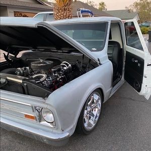 Meet your Posher, Brad